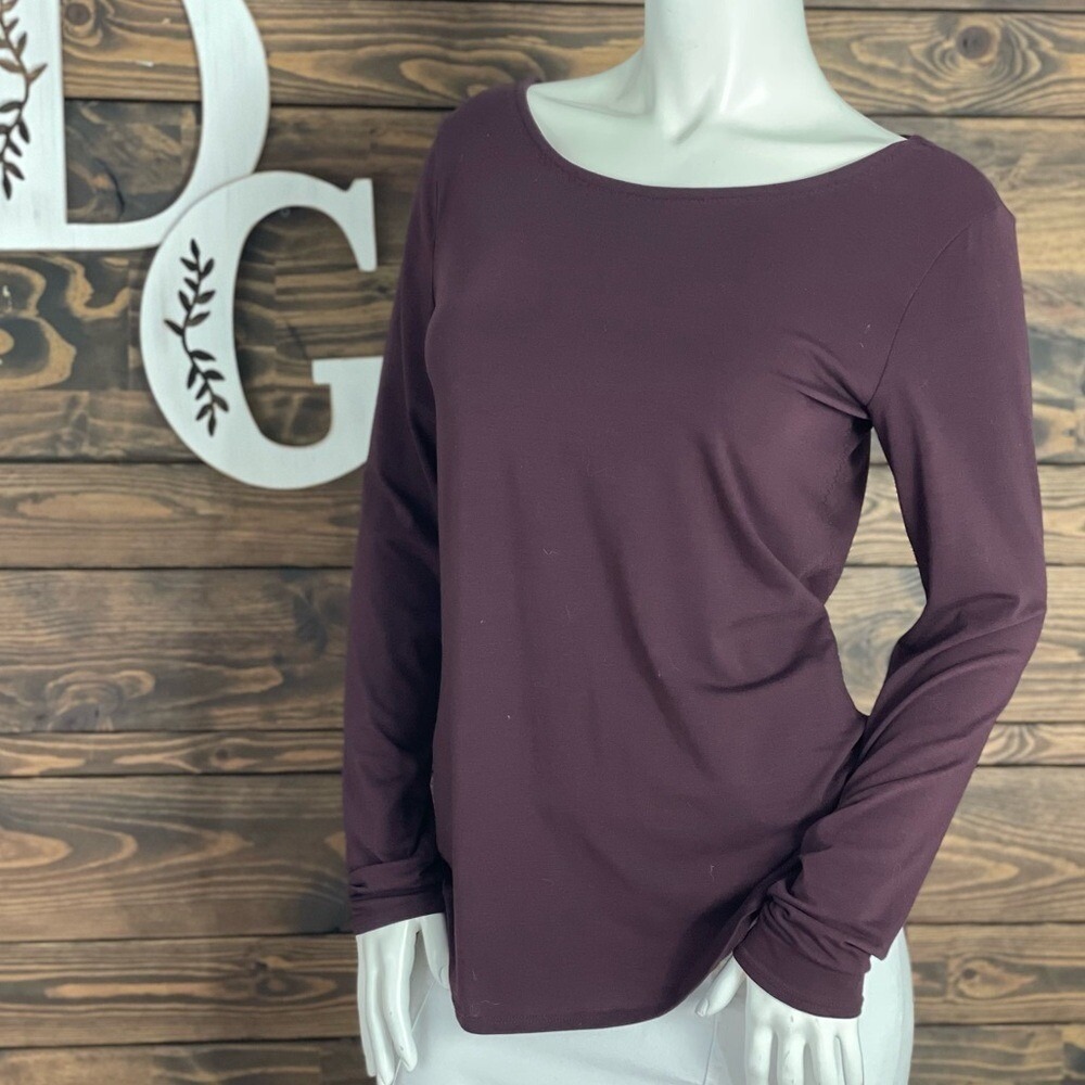 Athleta | Open Back Scoop Neck Twisted Burgundy Workout Long Sleeve Top